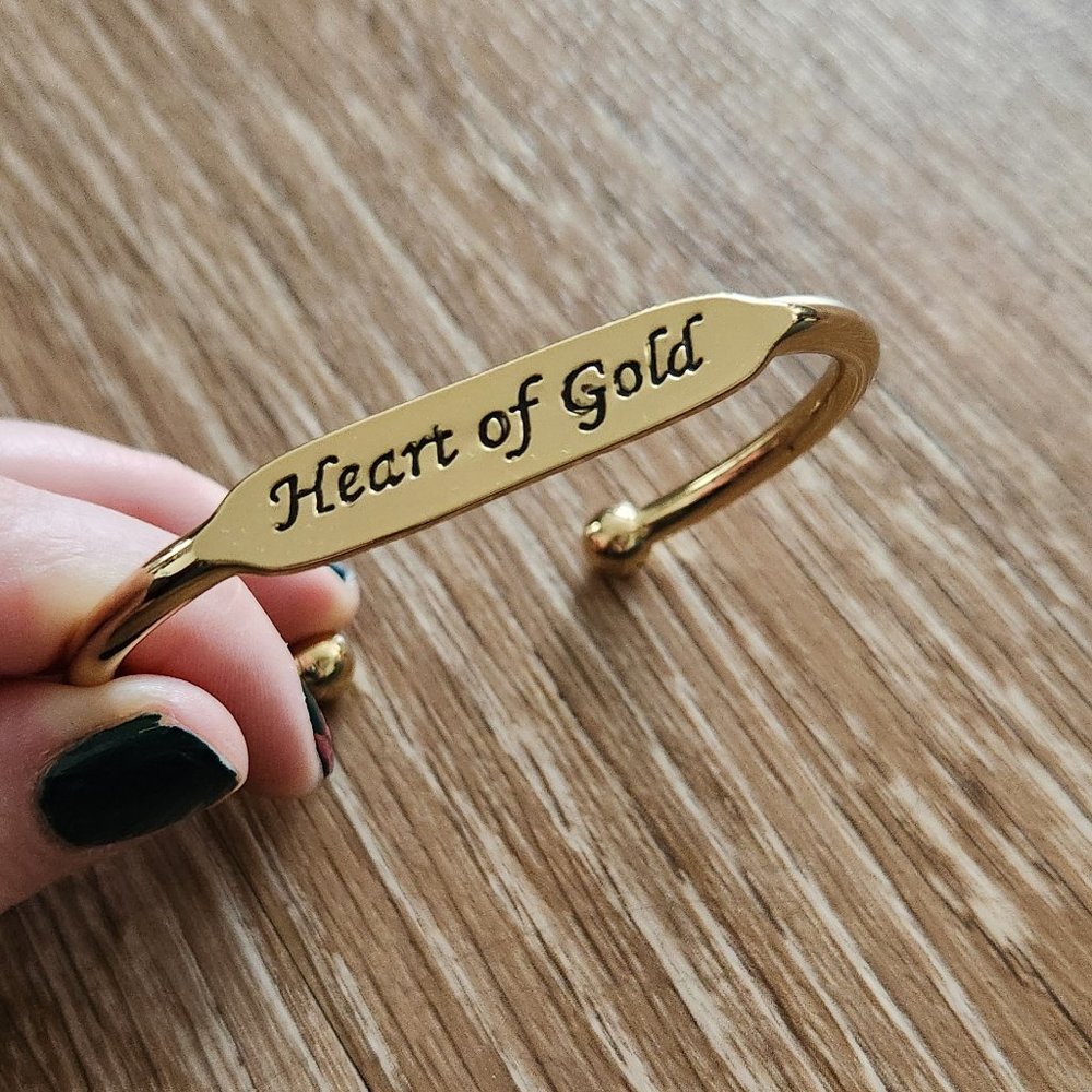 Heart of Gold Banded Cuff